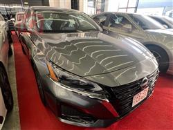 نيسان ألتيما